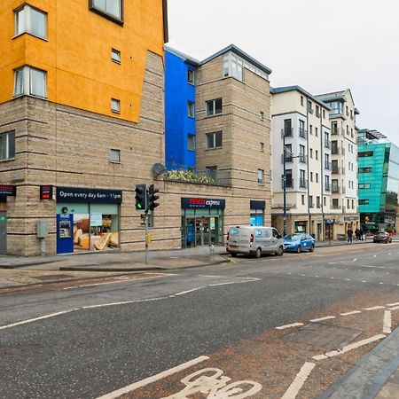 Edinburgh City Centre Aishia/Sakina Apartment Экстерьер фото