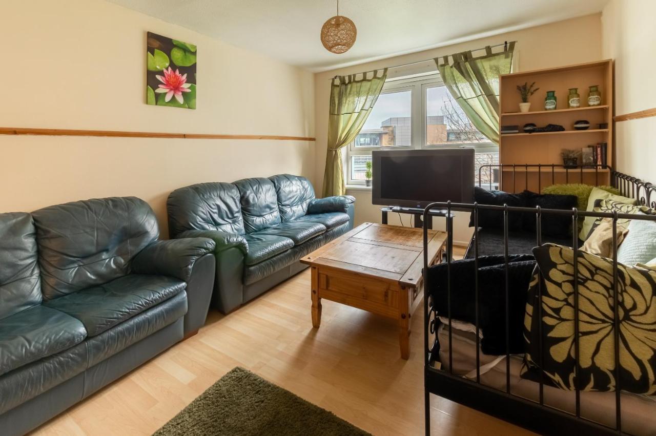 Edinburgh City Centre Aishia/Sakina Apartment Экстерьер фото